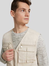 Bild von Weste mit aufgesetzten Taschen