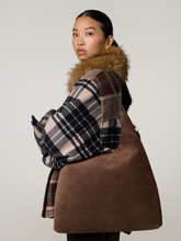 Bild von Schultertasche BROOKLYN 39