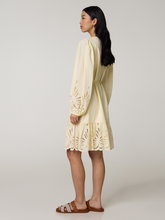 Bild von Blusenkleid mit Stickereien