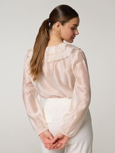 Bild von Bluse mit Rüschen