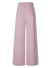 Bild von Hose mit weitem Bein