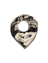 Bild von Schal mit Seide