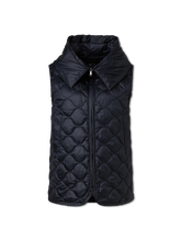 Bild von Steppgilet mit Filzdetails