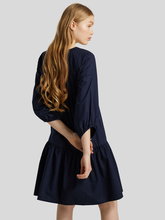 Bild von Kleid mit Volant