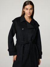 Bild von Mantel mit Wolle