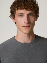 Image sur Pull à la coupe ajustée
