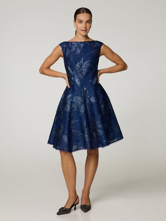 Bild von Cocktailkleid aus Jacquard