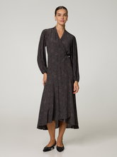 Image sur Robe portefeuille mi-longue