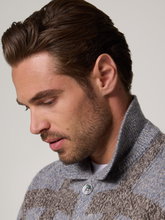 Bild von Strickjacke aus Kaschmir
