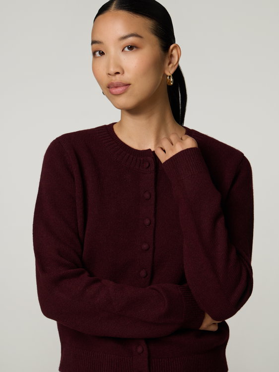Bild von Strickjacke aus Wolle GESKI
