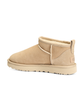 Image sur Boots CLASSIC ULTRA MINI