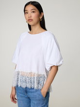 Bild von T-Shirt mit Spitze