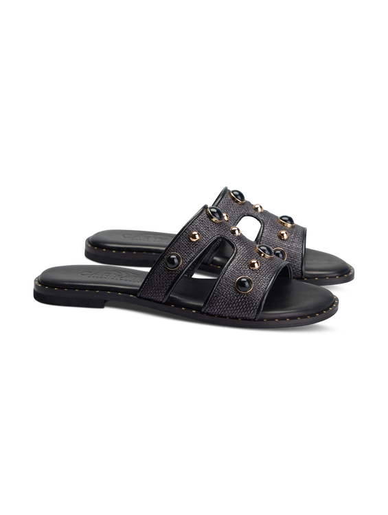 Bild von Sandalen mit Steinen