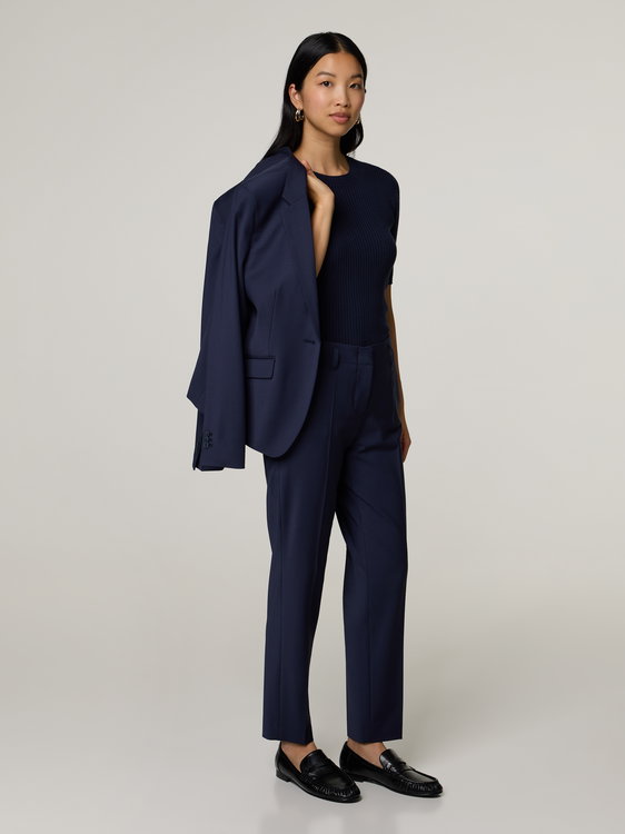 Bild von HOSE BASIC UNI