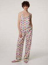 Bild von Hose mit Allover-Print