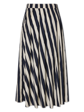 Image sur Jupe mi-longue UOMO