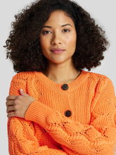 Bild von Strickjacke aus Lochstrick