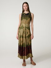 Image sur Robe mi-longue en satin