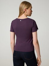 Image sur T-shirt à bords-côtes