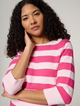 Bild von Strickpullover mit Streifen