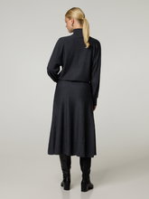 Image sur Jupe mi-longue en laine THERES