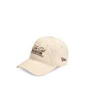 Bild von Cap mit Stickerei