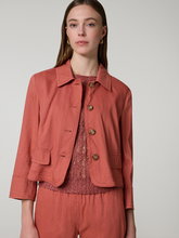 Bild von Jacke mit Leinen