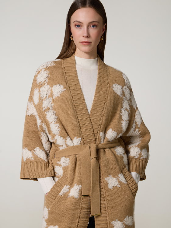 Bild von Strickjacke