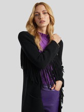 Bild von Strickmantel mit Fransen