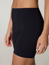 Bild von Shorts EVERDAY SHAPER BERMUDA