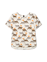 Bild von Blusenshirt mit Leoparden-Motiv