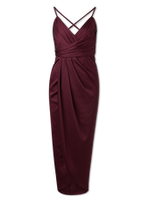 Image sur Robe de cocktail en satin