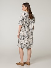 Bild von Blusenkleid mit Print