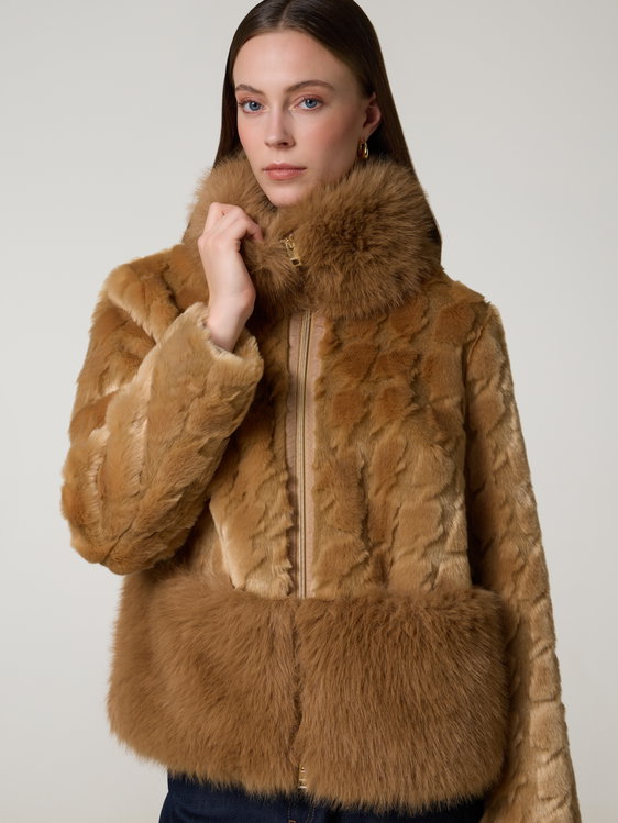 Bild von Jacke aus Kunstjacke