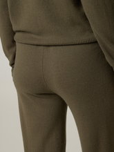 Bild von Strickhose mit Wolle