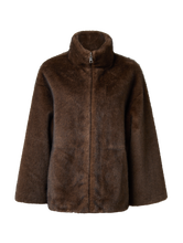 Bild von Jacke aus Kunstfell