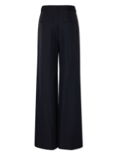 Bild von Hose mit weitem Bein