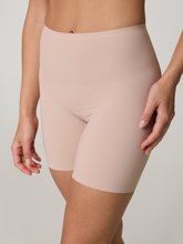 Bild von Shorts EVERDAY SHAPER BERMUDA