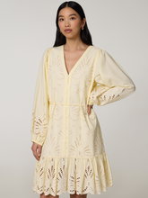 Bild von Blusenkleid mit Stickereien