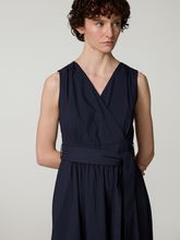 Image sur Robe mi-longue à encolure en V