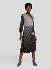 Bild von Midikleid mit Punkten-Print