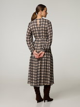 Bild von Maxikleid mit Karomuster